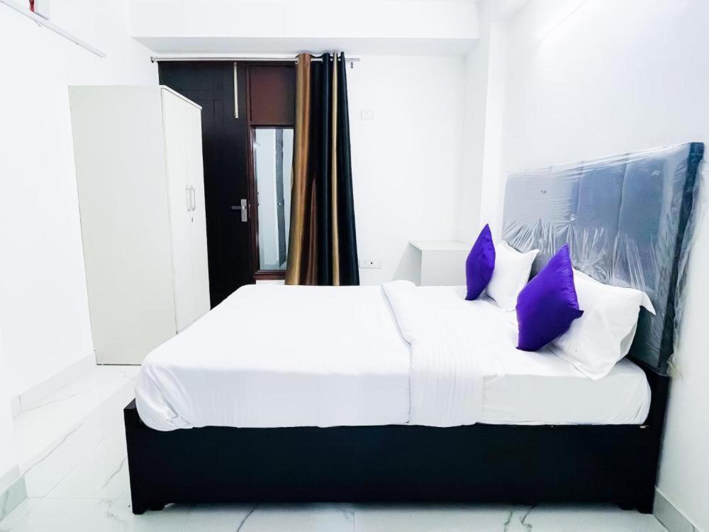 نيودلهي Hotel 24By7 المظهر الخارجي الصورة